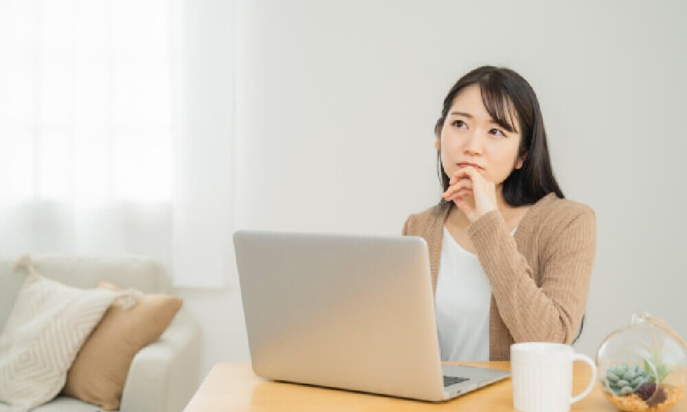 みにプロe-Learningでの基礎学習が終わったらプログラマーとしてデビュー!
でも、どうやってなるの?いきなりで心配…など不安や疑問はありませんか?
そこは我々ベオスアイティーホールディングスにお任せください。
いまなら学生様であれば無料でのサポートをさせていただきます。
また学生様でなくても徹底的にサポートさせていただきますのでご安心ください。